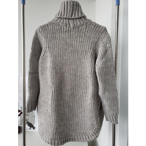Minimum Thick Knit Sweater - Picture 2 of 11